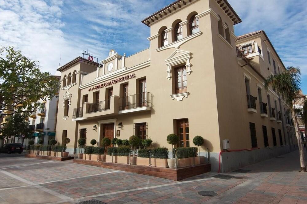Casa Consistorial 호텔 푸엔히롤라 외부 사진